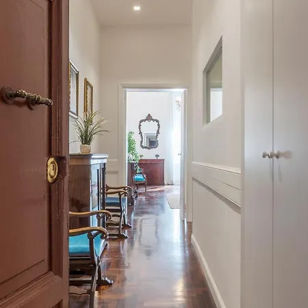 Guesthost - Musei Vaticani Stylish