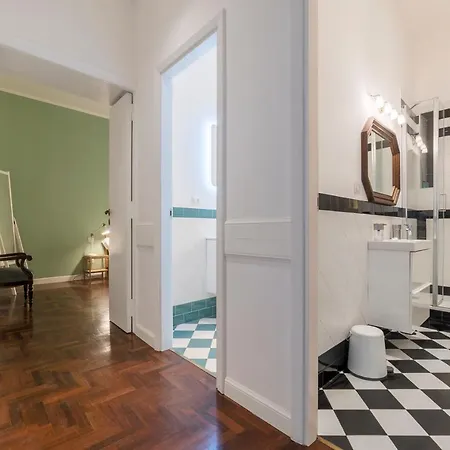 Guesthost - Musei Vaticani Stylish Apartament *