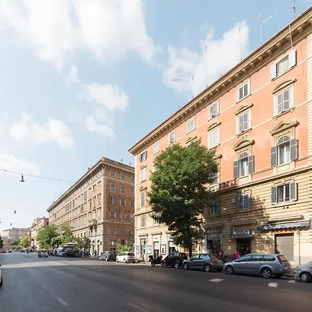 Apartament Guesthost - Musei Vaticani Stylish *
